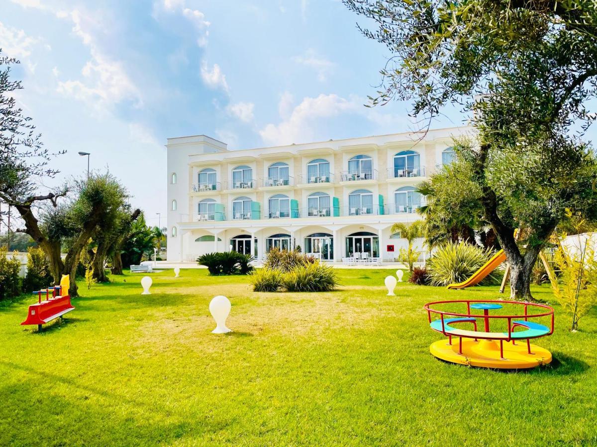 פורטו צ'זראו Hotel Vespucci מראה חיצוני תמונה