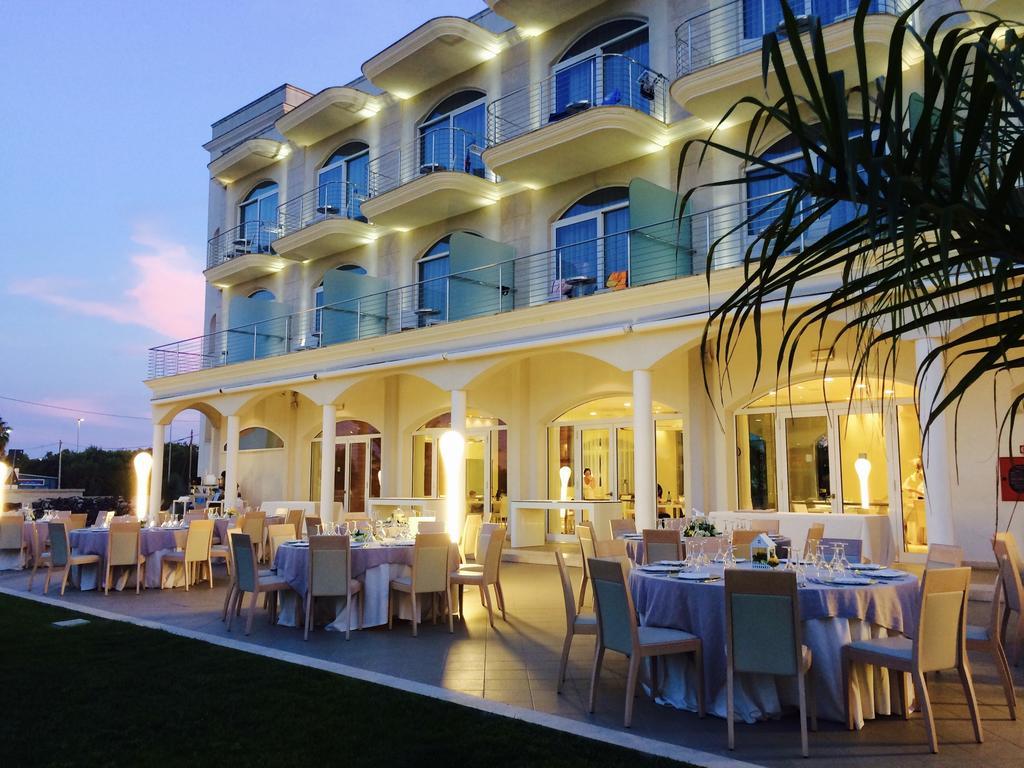 פורטו צ'זראו Hotel Vespucci מראה חיצוני תמונה