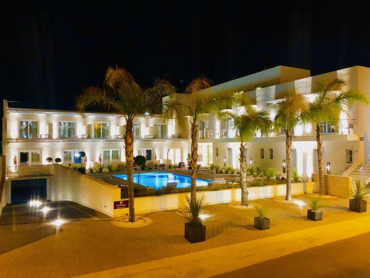פורטו צ'זראו Hotel Vespucci מראה חיצוני תמונה